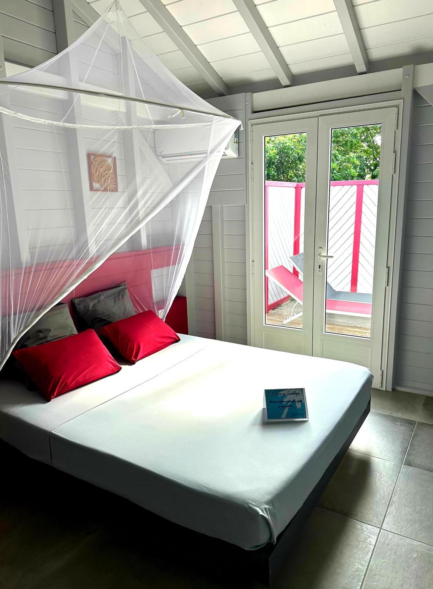 Caraibes Cottage Grenat Piscine Privee 900M De Grande Anse Deshaies Exterior photo